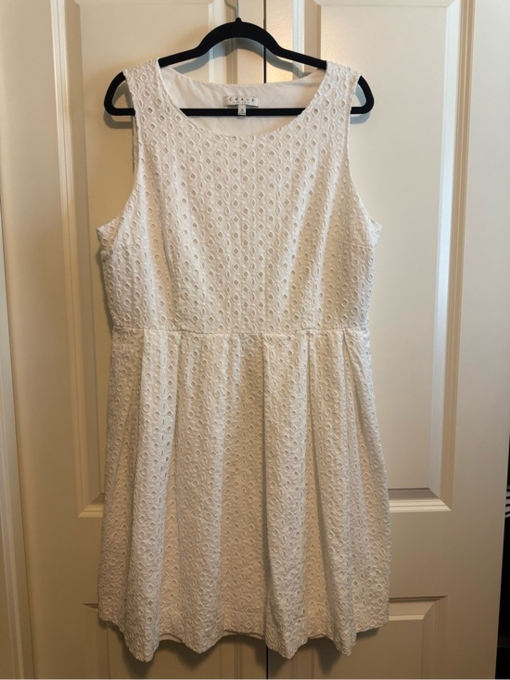 Chaus White Eyelet Scoop Neck Dress
